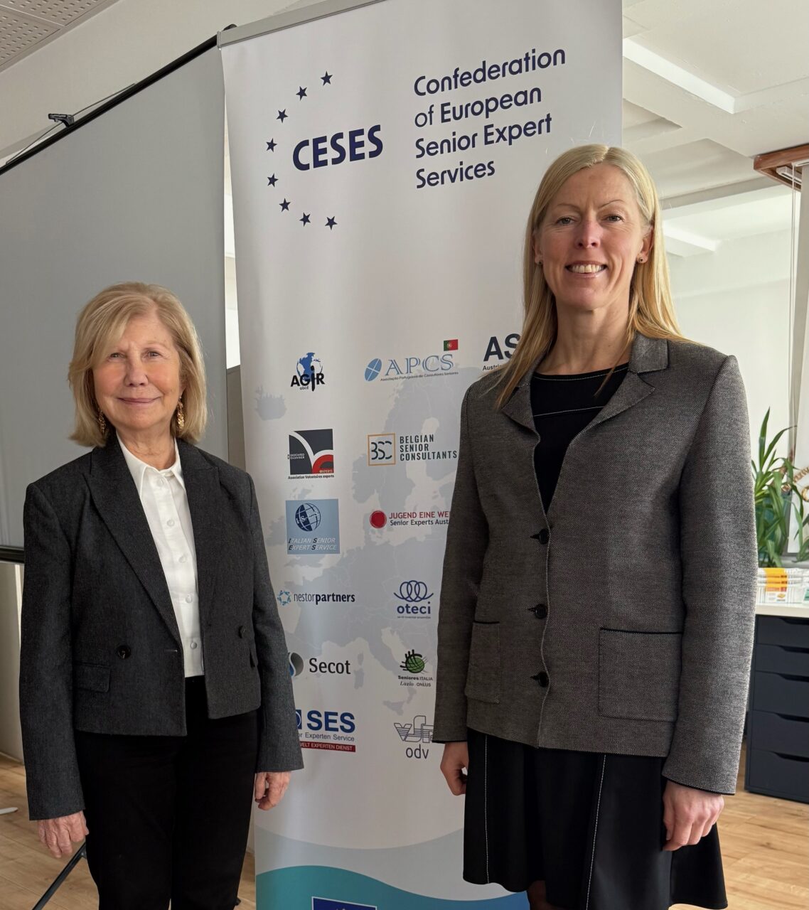 29. aprillil leidis aset Brüsselis Confederation of European Senior Expert Services (CESES) üldkogu ning MTÜ Kuldne Liiga sai võrgustiku 20-ndaks liikmeks.  Con